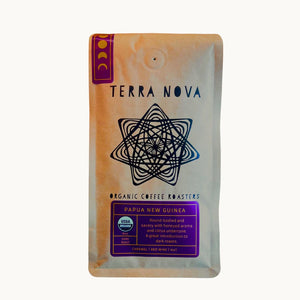 Papua New Guinea is round bodied and savory with a honeyed aroma and citrus undertone. From the Bena Bena Valley region of Papua New Guinea. 